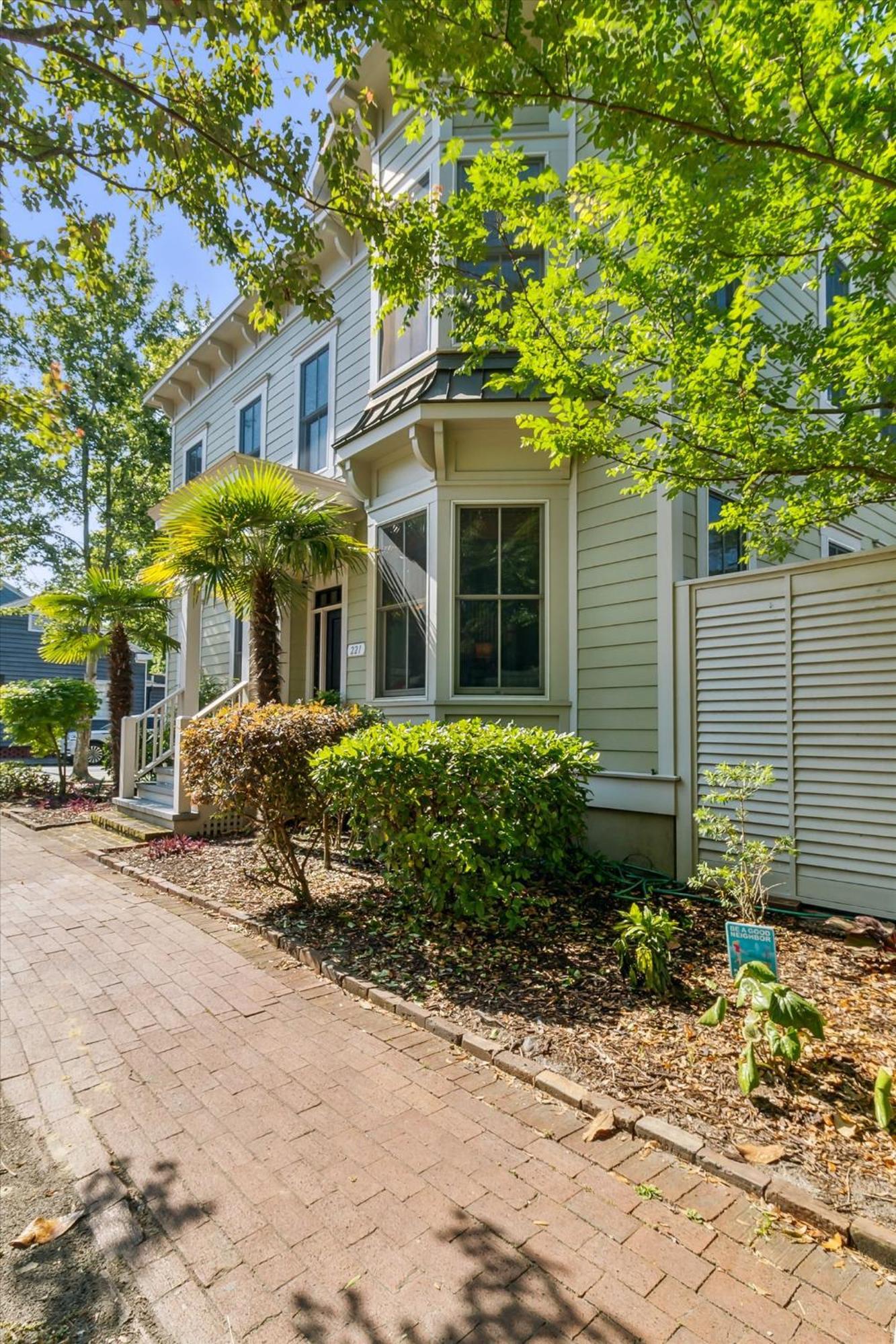 Picture Perfect Park Ave Villa Savannah Exterior photo